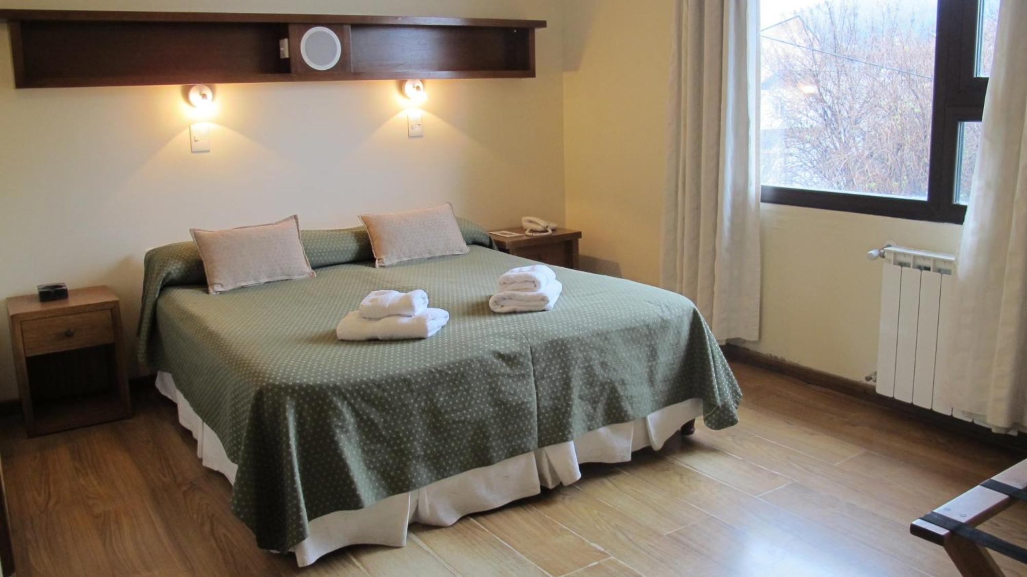 Cambria Hotel Bariloche Buitenkant foto